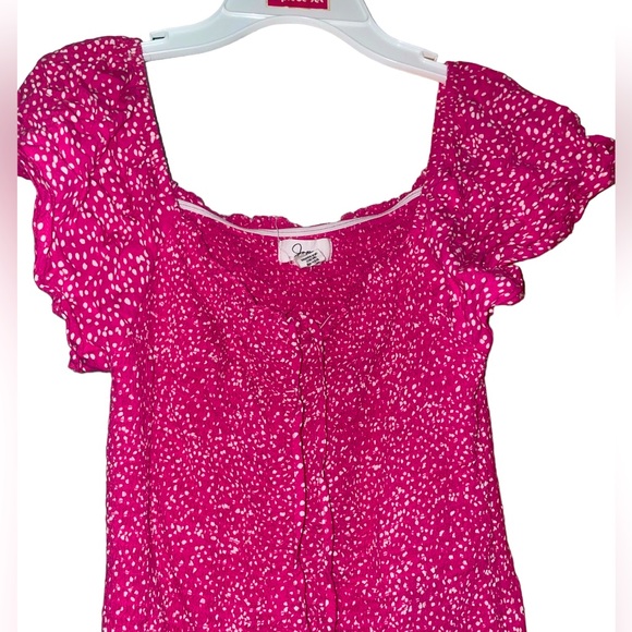 Jessica Simpson dress Medium size (stretchy)color pink with white touches - Picture 3 of 4